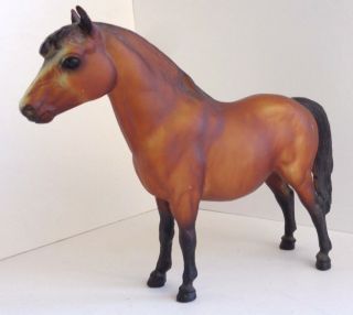 Vintage Breyer Molding Co.  Horse B,  7 ½” L X 6 ¼” H