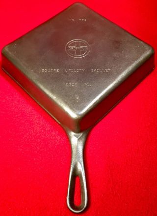 Griswold Cast Iron 768 Square Utility Skillet FLAT EB 2