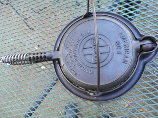 Griswold " Clows " Cast Iron 8 Waffle Iron / 1908 / 234 B / 235 B / 234 A
