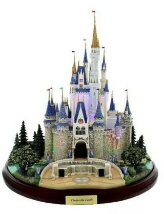 Olszewski Disneyland Walt Disney World Main Street U.  S.  A.  Cinderella Castle
