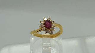 Vintage KW 750 18K Yellow Gold Ruby & Diamonds Curvy Ring 3