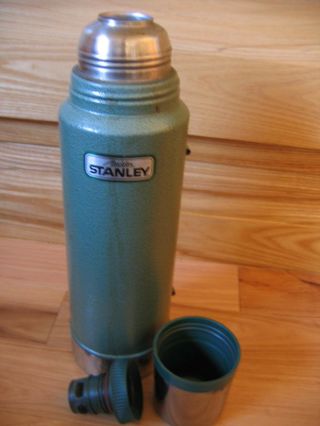Vintage Aladdin Stanley Green Metal Quart Vacuum Hot & Cold Thermos A - 944dh