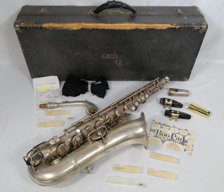 Vintage C G Conn Ltd C Melody 1914 1119954 Saxophone Instrument W/case Pads