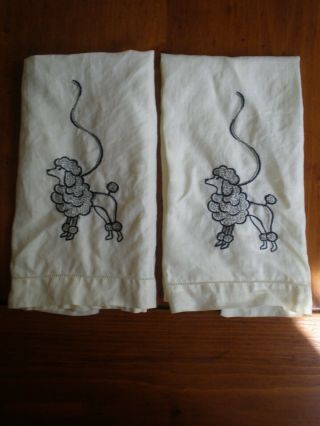 Vintage Set Of Embroidered Poodle Linen Guest Fingertip Hand Towel Set