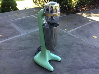 Vintage Hamilton Beach Model 33 Jadite Foam Green Drink Shake Mixer W/ Cup