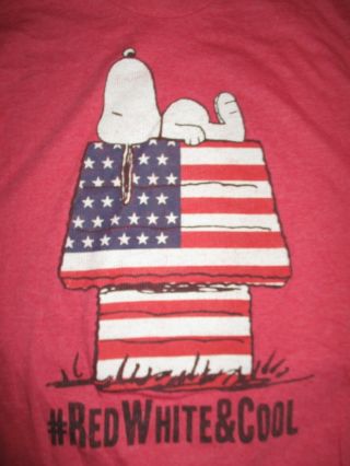 Peanuts Snoopy On Dog House Red White & Cool (lg) T - Shirt 4th Of July