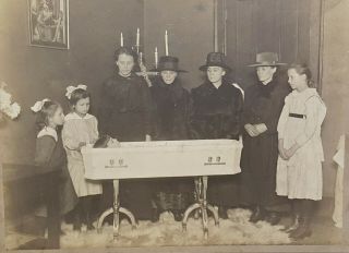Post Mortem Child In Coffin Sisters Mourning Family Memento Mori Lg Photo