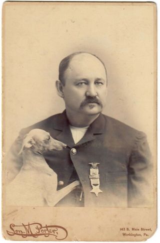 1890s Cabinet Card Photo Of Id’d Civil War Veteran W/gar Medal & Dachshund Dog