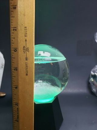 Color Changing Admiral Fitzroy ' s 3 - color Storm Glass Globe Weather Predictor 2