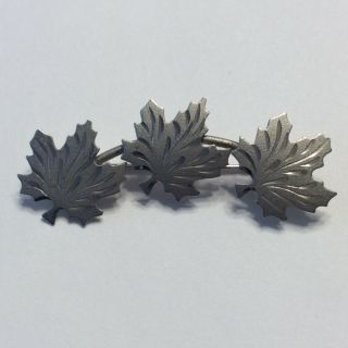 Vintage Sterling Silver Canada Maple Leaf Bar Brooch Pin 3.  8 Grams 2”