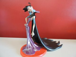 Disney Wdcc Yzma “calculating Conspirator” From The Emperor’s Groove