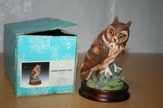 Long - Eared Owl Figurine On Wooden Stand Andrea By Sadek 7682