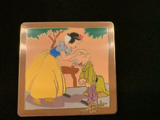 Disney Pin Gomes Snow White And Dopey Le100