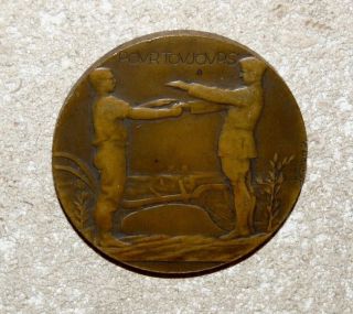 American LEGION Bronze Medal Coin 1927 Visit To FRANCE Soldier & Farmer Signed 2