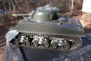 Vintage Tamiya Rc Sherman M4 Tank With Metal Tracks Needs Some Restoration