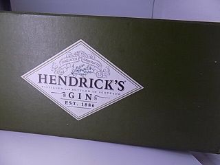Hendrick ' s GIN Tea Cups 2