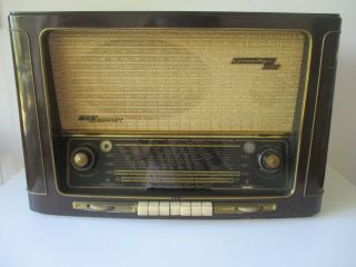 Vintage Wooden 1954 - 1955 Grundig 4035 Push Button Table Model Radio