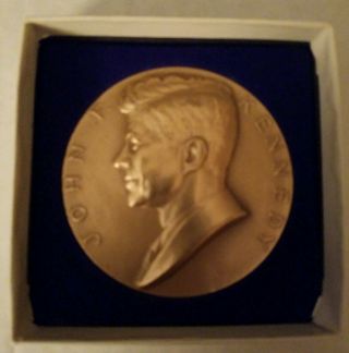 John F.  Kennedy Jfk Bronze 3 Inch Inaugural Medal Jan 20 1961 - Box