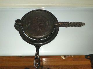 Griswold American 8 Cast Iron Waffle Iron With Low Base 8 975 C 885a / 886b