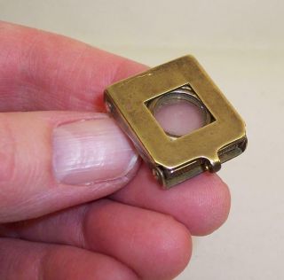 SMALL Vintage FOLDING Pocket MAGNIFYING GLASS Stamp/Map/Thread FOB CHAIN RING 2