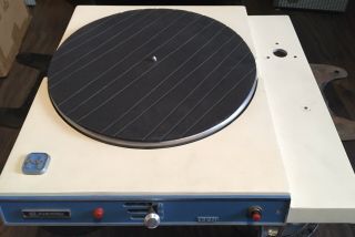 Harris Gates Broadcast Turntable Vintage Powers On For Restoration Or Parts Only