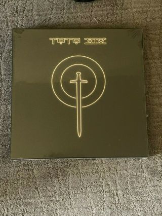 Toto Xiv - Deluxe Limited Edition Box Set - 2 - Lp,  Cd,  Dvd,  Memorabilia -