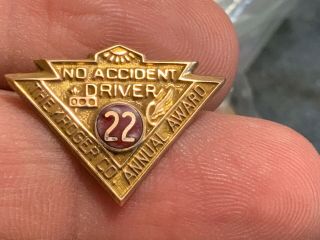 The Kroger Co.  1/10 10k Gold 22 Years Of No Accident Service Award Pin.  Details.