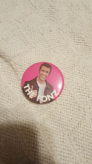 Vintage The Fonz Button Pin 1976 Paramount Picture Corp Pink Henry Winkler
