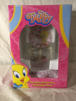 Looney Tunes Tweety Bird Porcelain Anniversary Collectible Clock Glass Dome 9 "