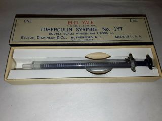 Vintage B - D Yale 1cc Tuberculin Syringe No.  1yt Double Scale Minims