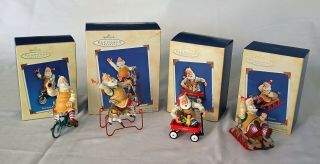 Hallmark Christmas Keepsake Collectors Series Toymaker Santa 