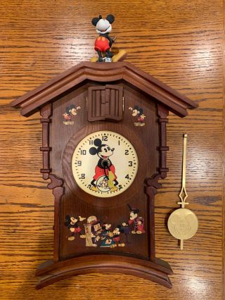 Rare Memories Of Mickey Mickey Mouse Cuckoo Clock Bradford Exchange Read Des