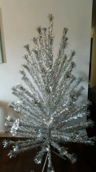 Vtg Evergleam 6 ' Stainless Aluminum 94 Branch Christmas Tree Pompom Stand Box 2