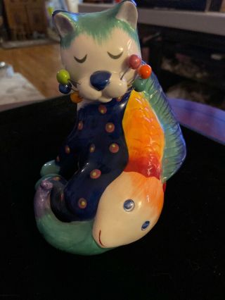 Amy Lacombe Annaco Creations Whimsiclay Ceramic Cat With Fish Figurine 2002.