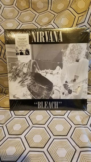 Nirvana Bleach 20th Anniversary Double Lp 180g Vinyl,  Mp3 Download,  26 Pg.
