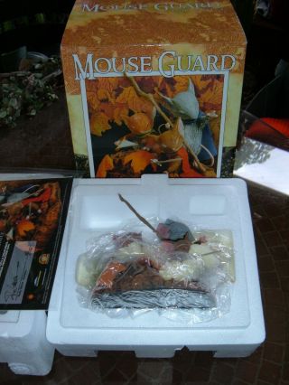 Diamond Select Collectibles " Mouse Guard Trio " Statue Signed By David Peterson