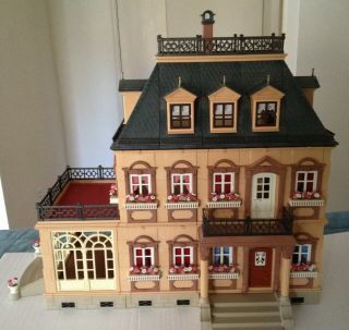 Playmobil Vintage 5300 Large Victorian Dollhouse Mansion