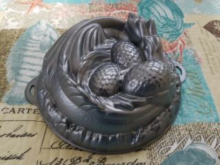 Thinkgeek Sleeping Dragon W/ Eggs Cake Pan Mold Harry Potter Game Of Thrones D&d