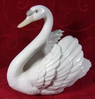 Vintage Lladro Retired Swan Statue Figurine 5231 Hand Painted Magnificent Gift