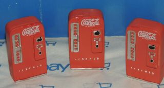 3 (three) Coca - Cola Machines (resin) Miniature 1:24/1:25 (g) Scale Factory Seconds