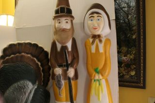Vintage Union Products Don Featherstone Blow Mold Pilgrims & Turkey 32 - 35 