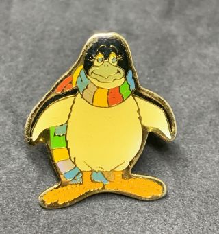Vintage 80s Seaworld Sea World Penny Penguin Enamel Clutch Hat Pin Retro Collect