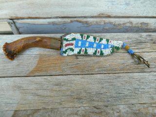 VINTAGE NATIVE AMERICAN SIOUX INDIAN BEADED SHEATH AND KNIFE 2