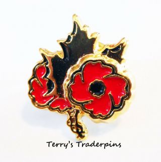 Canada Remembers Pin Gold Tone Maple Leaf Poppies Lapel Hat Pin