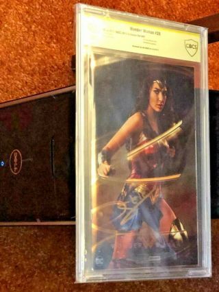 Wonder Woman Signed By Gal Gadot - Cgc Signature Series 9.  0 Sdcc Foil Variant