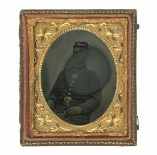 1/6 Plate Civil War Tintype Of York Soldier - Sny Belt Plate