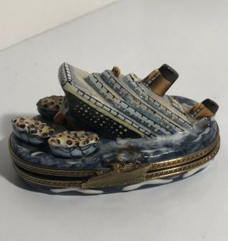 Titanic Sinking French Limoges Porcelain Trinket Box Hand Painted Ship Lifeboat