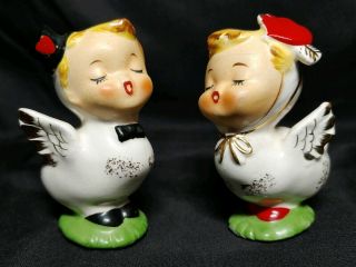 Vintage Napco Anthropomorphic Salt Pepper Shakers Love Birds Kissing Valentines