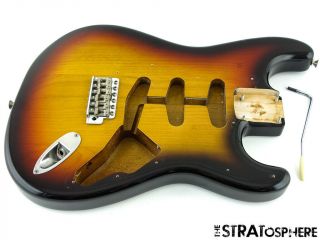 Fender Vintage 62 Ri Stratocaster Strat Body & Hardware Alder,  3 Color Sunburst