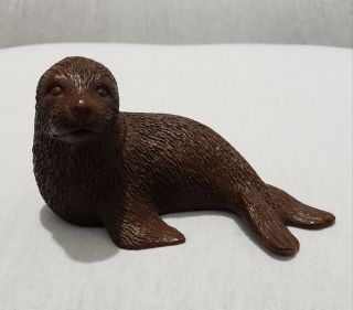 Vintage 1985 Red Mill Mfg Seal Figure Statue Handcrafted Pecan Shells Sea Lion